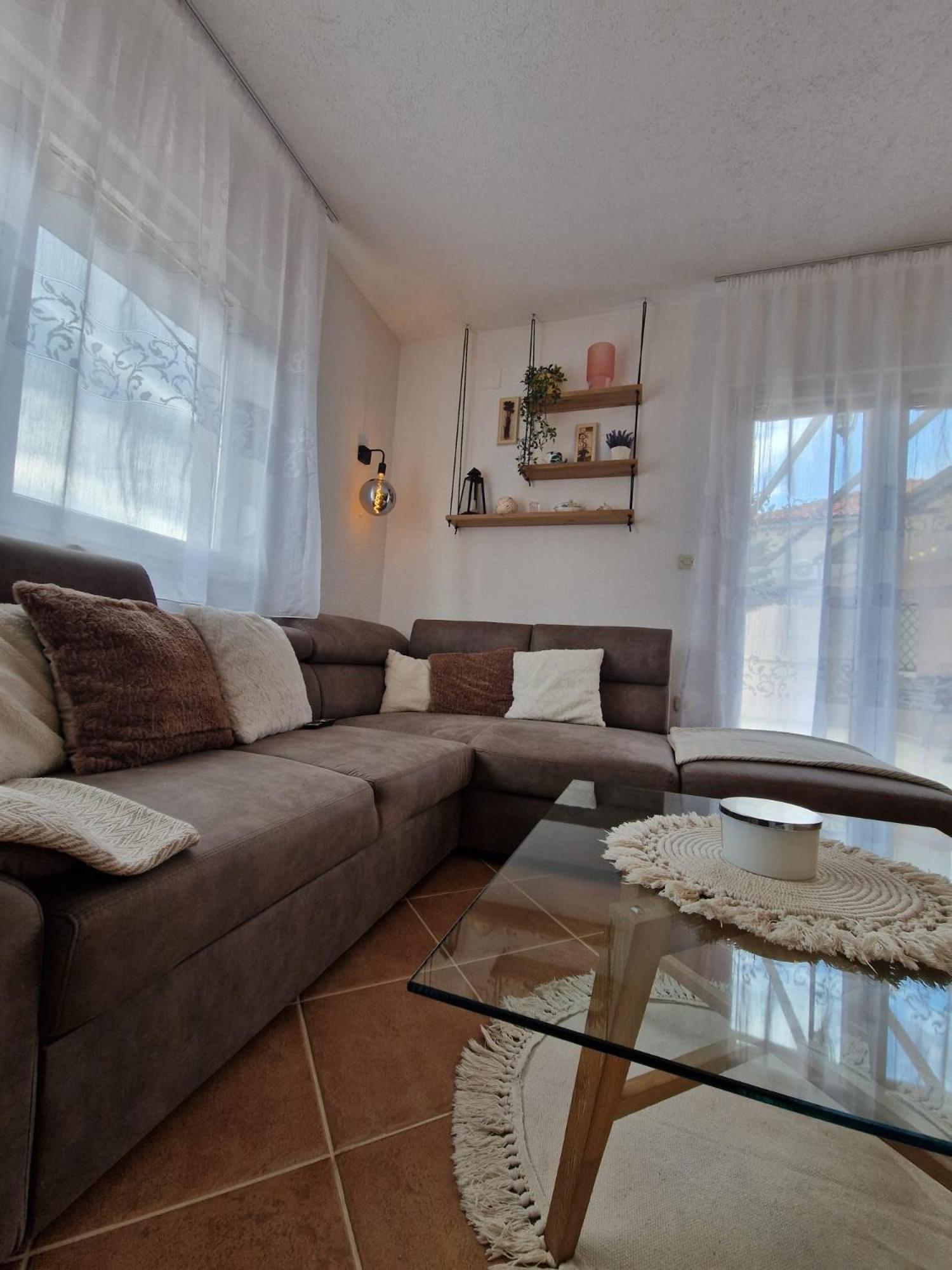 Village Apartment Zagvozd Екстер'єр фото